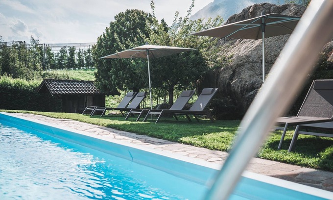 Parcines Apartment | Apartment "Wanda 2" with Wi-Fi, Balcony & Shared Pool