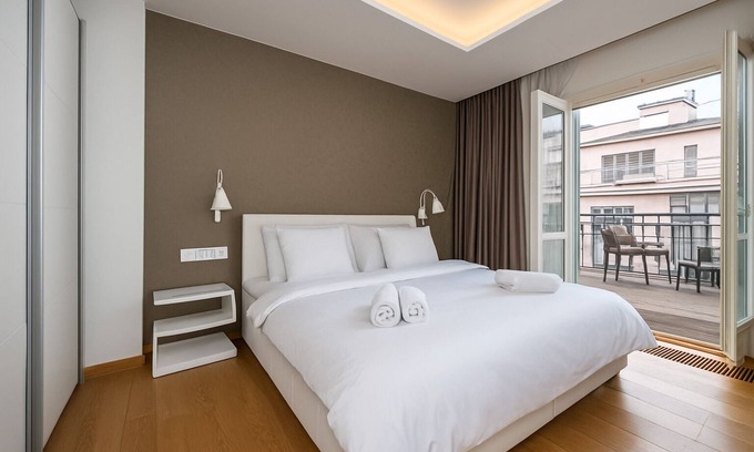 Stare Mesto Apartment | Apartment with terrace Old Town