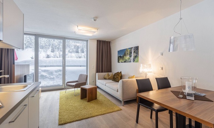 Radstadt Apartment | Apartment with 1 bedroom & summer pool