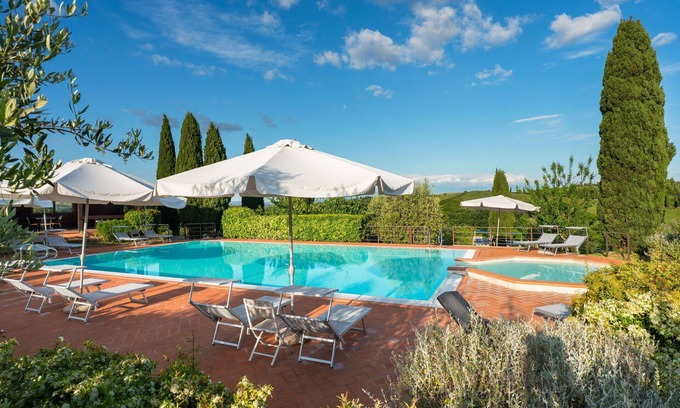 Sughera Apartment | Apartment with A/C, WIFI, pool, TV, veranda, panoramic view, parking, close to San Gimignano