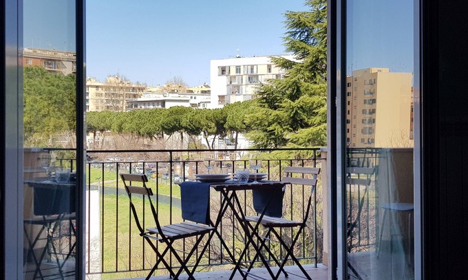 Ostiense Apartment | Apartment with Balcony in Sao Paulo