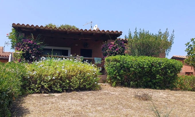 Porto Istana Apartment | Apartment with garden in I Sugheri