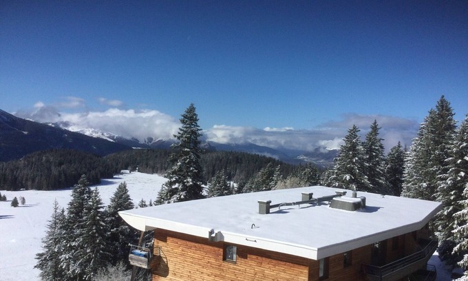 Chamrousse Apartment | Apartment with large balcony with 180° mountain view without vis-à-vis