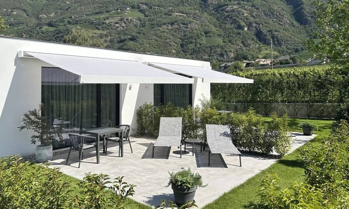 Terlano Apartment | Apartment with Mountain View, Private Garden & Wi-Fi