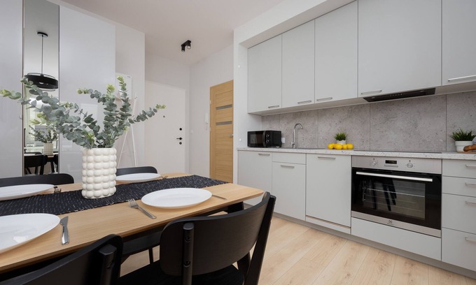 Ursus Apartment | Apartment With Parking by Renters
