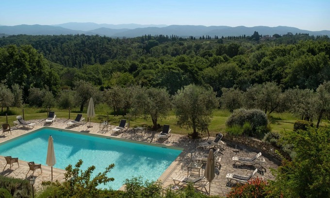 San Casciano in Val di Pesa Apartment | Apartment with pool, WIFI, A/C, TV, terrace, pets allowed, panoramic view, close to Greve In Chianti