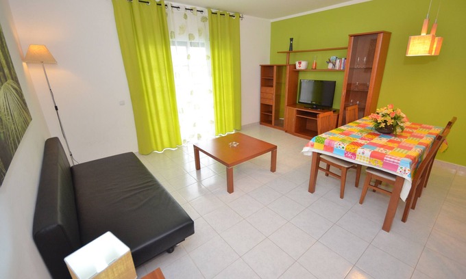 The Strip Condo | Apartment with pool + WIFI and close to the beach - V