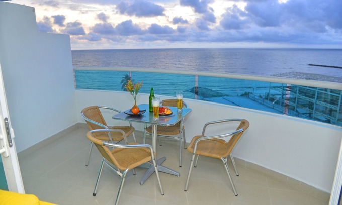 El Laguito Apartment | Apartment with sea views - El Laguito