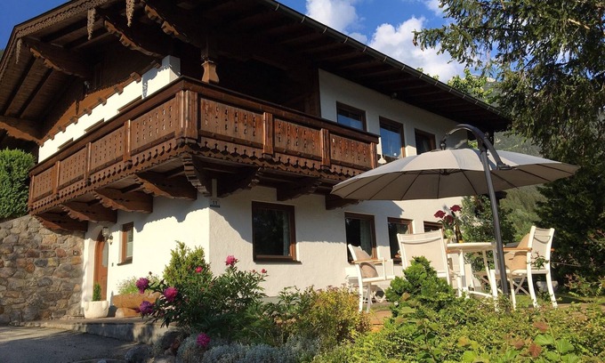 Eben am Achensee Apartment | Apartment with seaview, 2 bedrroms. own garden, 5 min. to lake