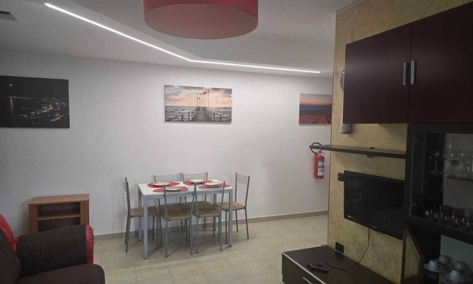 Marina di Vasto Apartment | Apartment with swimming pool and large terrace a few steps from the sea, pets allowed