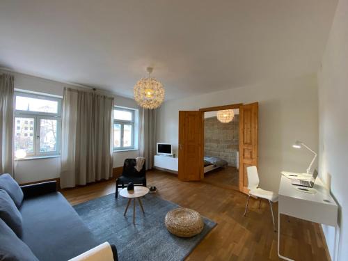 Outer Neustadt Apartment | Apartments Dresden Neustadt Apartment LOUISE
