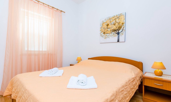 Srebreno Apartment | Apartments Mali Paradiso - One Bedroom Apartment with Terrace and Pool View