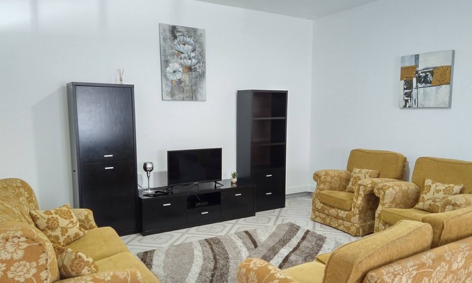 Ribeira Seca Apartment | Apartments on Rua de Baixo - Calheta