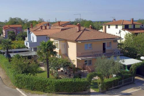 Finida House | Apartments & Rooms BARBARA