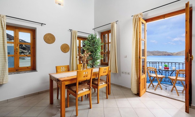 Symi Apartment | Apartrment with sea view