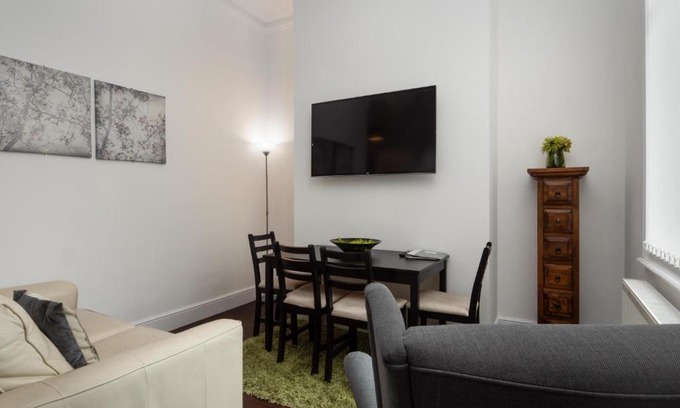 Sunderland House | Apex Living NE - Beachville House 4 Beds FREE PARKING