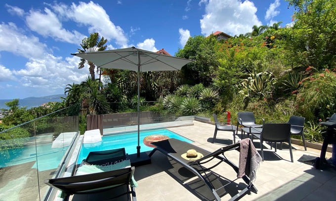 Trois-Ilets House | APOLLINAIRE apartment, superb sea view, private pool, beaches, shops