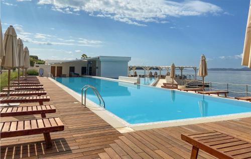 Petrcane Apartment | App In A Resort By The Beach