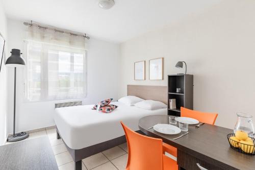 Thonon-les-Bains Apartment | Appart'City Classic Thonon Les Bains
