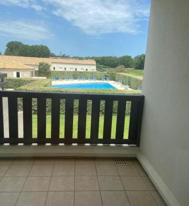 Saint-Cyprien Plage Apartment | Appart de standing avec piscine