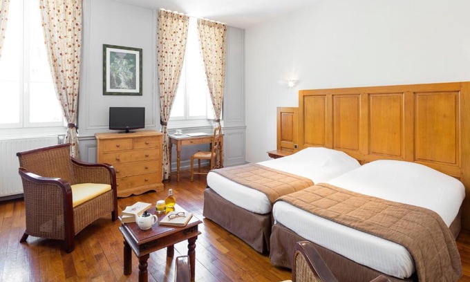 Salins-les-Bains Hotel | Appart Hotel Charles Sander