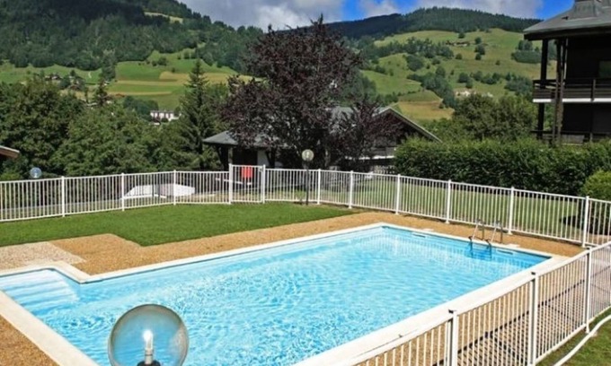 Megeve Apartment | Appart T2 Rochebrune 200 m ski-bus, 800 m Rochebrune cable car, 1 km village