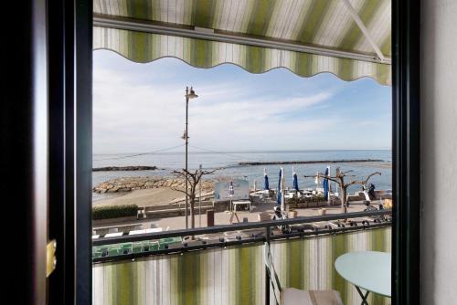 Santo Stefano al Mare Apartment | Appartamento La cannonata