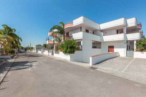 Sant'Isidoro Apartment | Appartamento Blumer by BarbarHouse