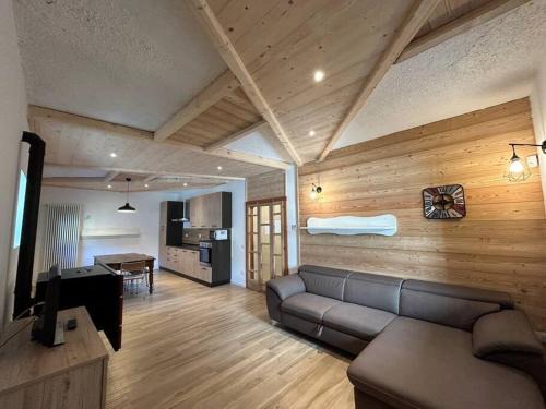 Caderzone Terme Apartment | Appartamento Chalet Bernardi