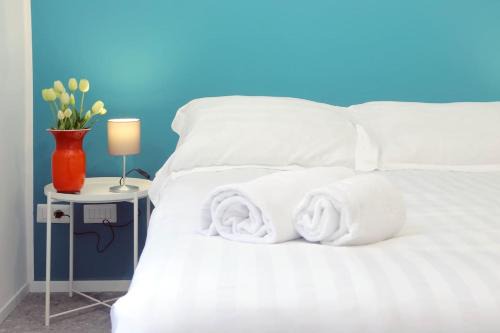 Flaminio Apartment | Appartamento "Corso - Cuore di Roma" by Flatinrome