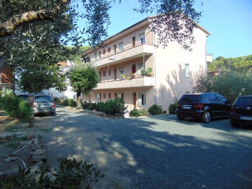 Quercianella Apartment | Appartamento il Geranio