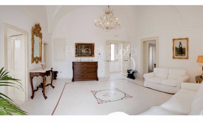 Poggiardo House | Appartamento in palazzo Umberto