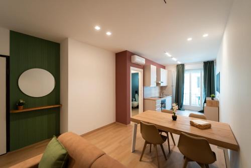 Villa Rosa Apartment | Appartamento incantevole fronte mare 1-2-3B