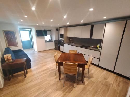 Montan-Angelin-Arensod Apartment | Appartamento la vista 2 CIR 0110