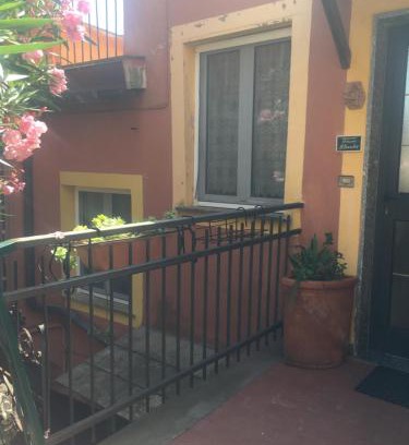 Lavaggiorosso Apartment | Appartamento Oleandro