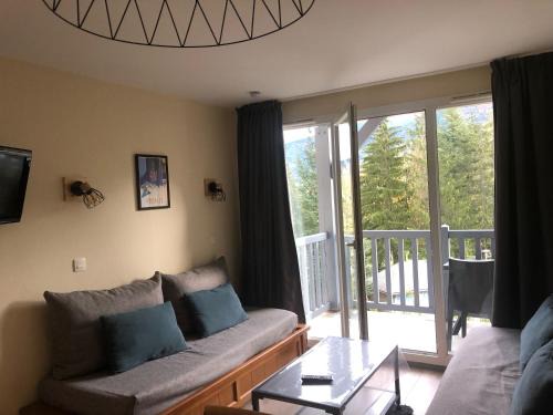 Saint-Lary-Soulan Apartment | Appartement à Saint Lary Soulan, 4-5 pers, à 150m des télécabines et du village avec piscine