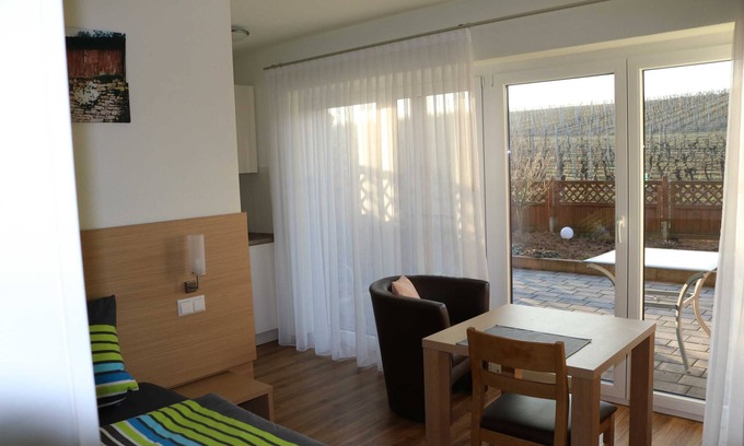 Schwaigern Apartment | Appartement 2 für 1 Person - Winzerhof Schmid