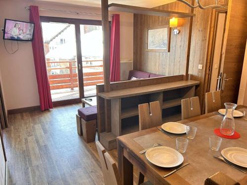 Risoul Apartment | Appartement 5 Pièces Cabine, 8 Couchages, Proche Pistes, Piscine, Sauna à Risoul 1850 - FR-1-330-589