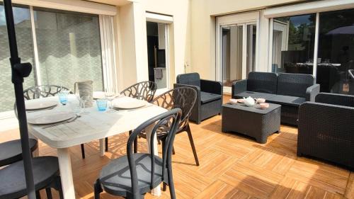 Cergy Apartment | Appartement 8 Pers - Grande Terrasse -Cergy Centre