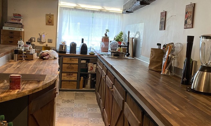 Saint-Maurice Apartment | Appartement Atypique/Ancien bar à 100 Mètres du Bois de Vincennes