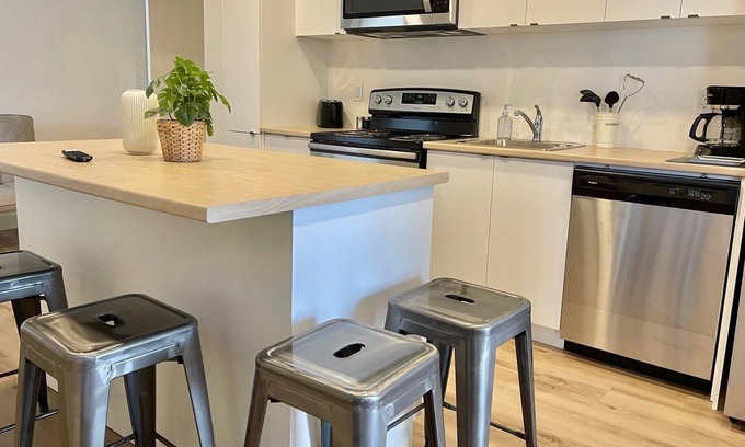 Cite-Universitaire Apartment | Appartement au Cœur de Québec