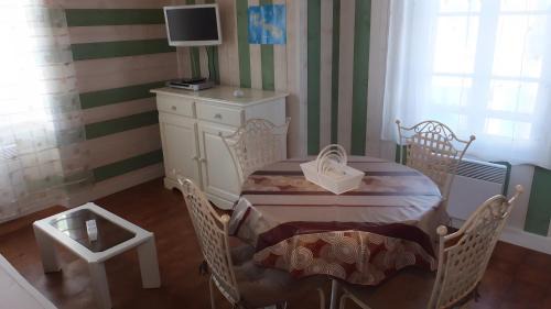 Ars-en-Re Apartment | Appartement Centre Ars-en-Ré