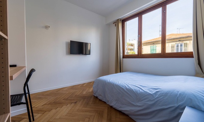 Liberation Apartment | Appartement Climatisé et Rénové