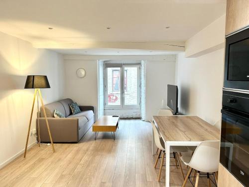 Cremieu Apartment | Appartement Cosy au coeur de Crémieu