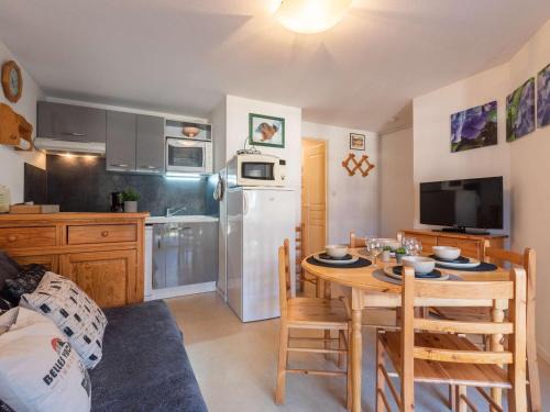 Saint-Lary-Soulan Apartment | Appartement cosy 6 pers, Saint-Lary village, Quartier Thermal, télécabine proche - FR-1-296-136