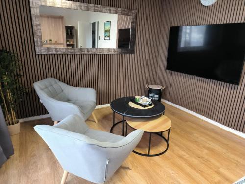 Saint-Serge Apartment | Appartement cosy rénové, Angers centre