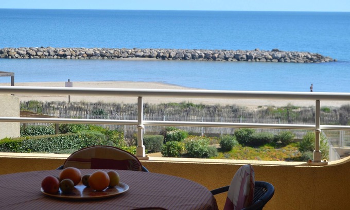Valras-Plage Apartment | Appartement D'exception sur la Plage Avec Piscine