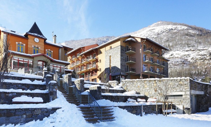 Ax-les-Thermes Condo | Appartement de Montagne | Piscine, 100m Du Centre