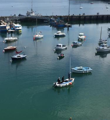 Douarnenez Apartment | Appartement Design III - Port du Rosmeur - Parking Privé - Douarnenez