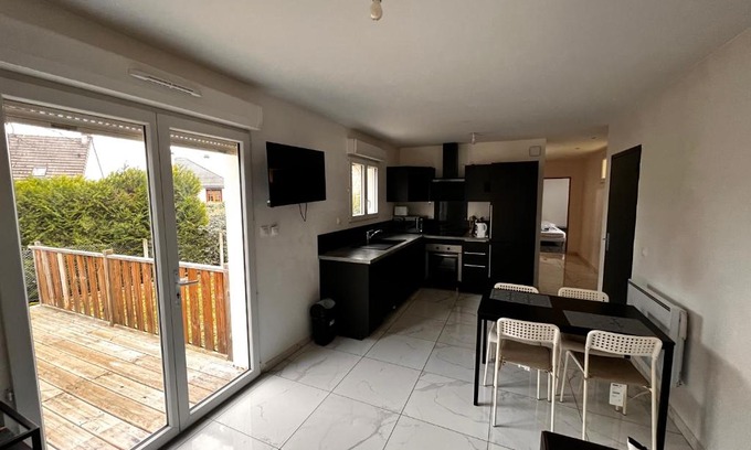 Saint-Michel-sur-Orge Apartment | Appartement F3 avec 2 chambre aéroport Orly à 20mn
